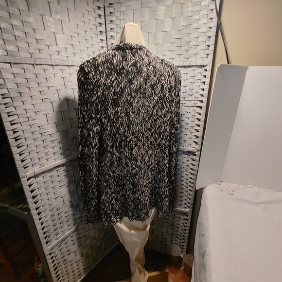 Charlotte Russe Sweater open Face Size M Black Mingled Knit Cardigan - Picture 3 of 7